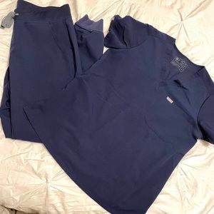 Navy Figs Scrubs M/MT
